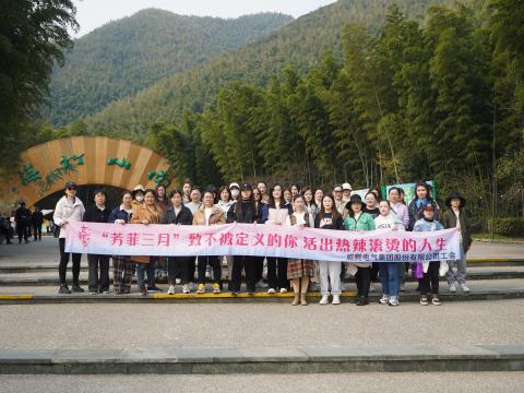 “青春如你，，，不被界说” —— 致敬活出热辣滚烫人生的你